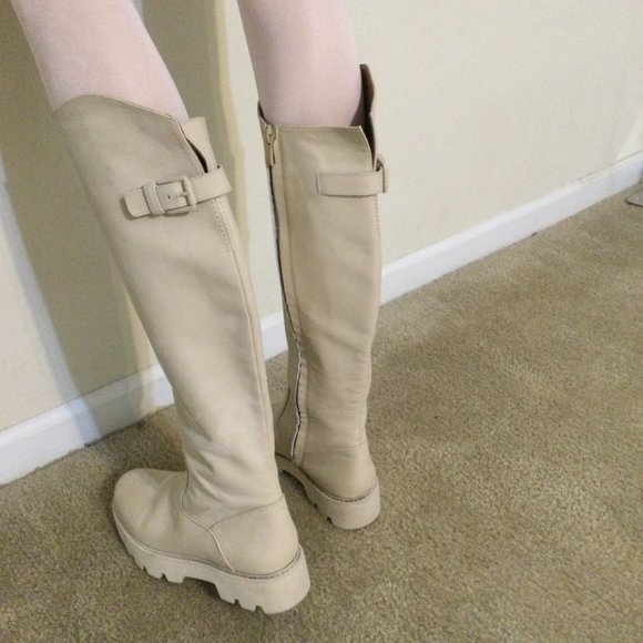 SIZE 8 FRANCO SARTO TALL LEATHER BOOT - Picture 4 of 14